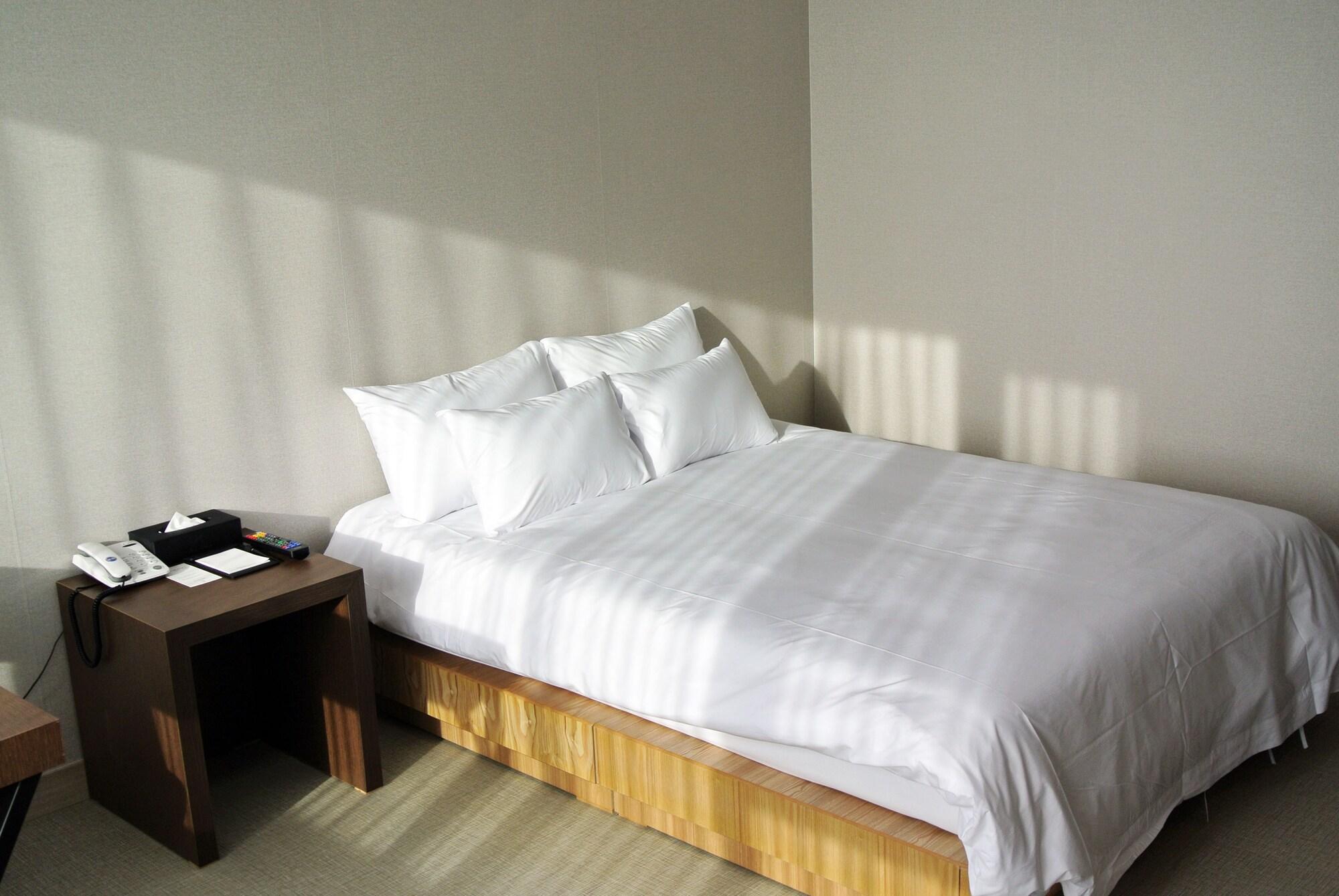 Jeju Noblesse Hotel Esterno foto