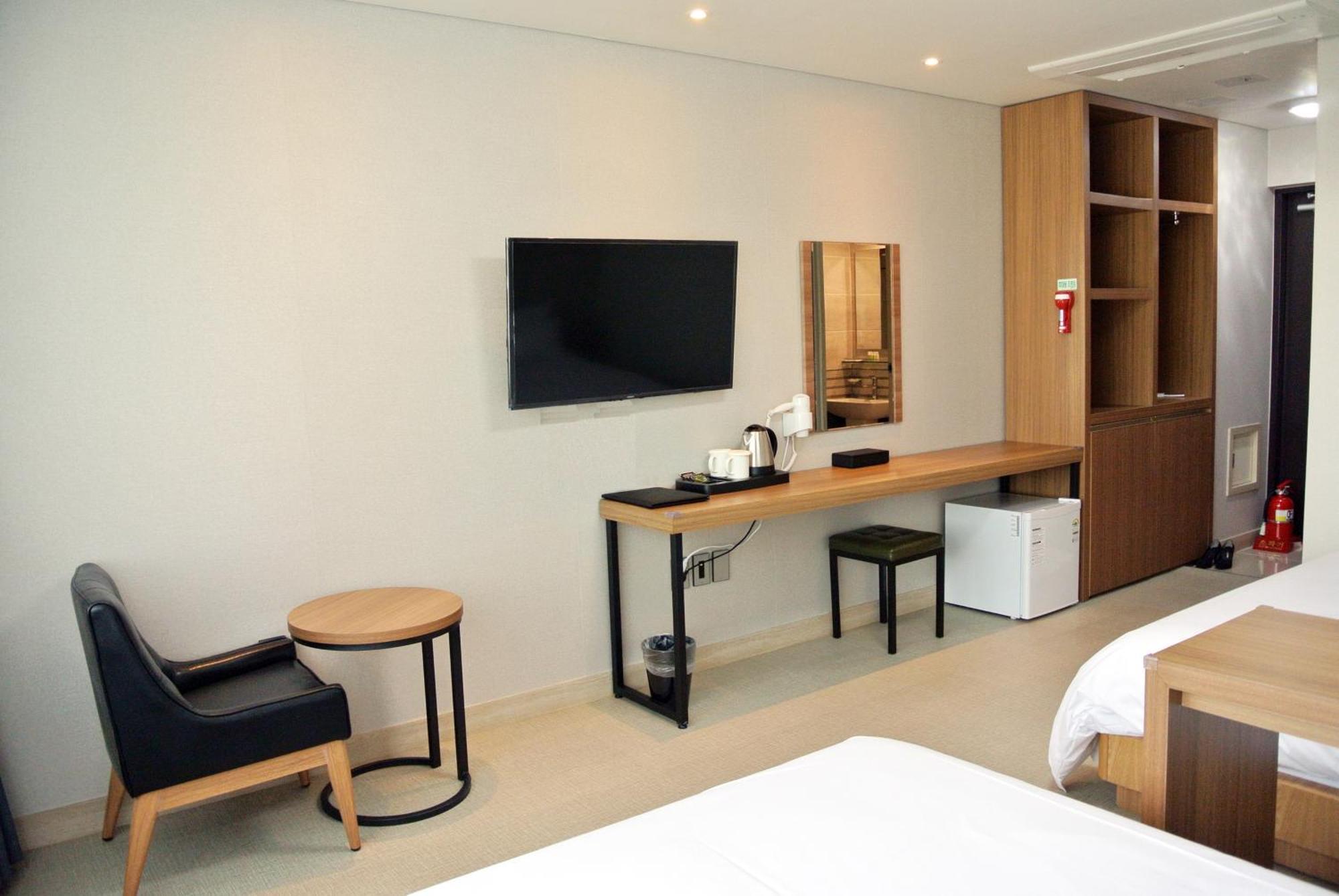 Jeju Noblesse Hotel Esterno foto